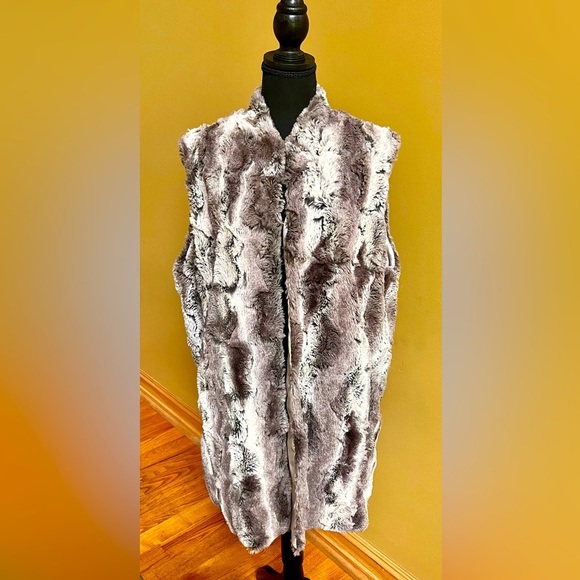 Fabulous Furs Jackets & Blazers - Donna Salyers Fabulous Furs Mandarin Style Vest XL cabincore winter mom gift